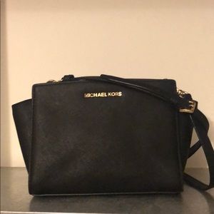 Michael kors medium selma saffiano